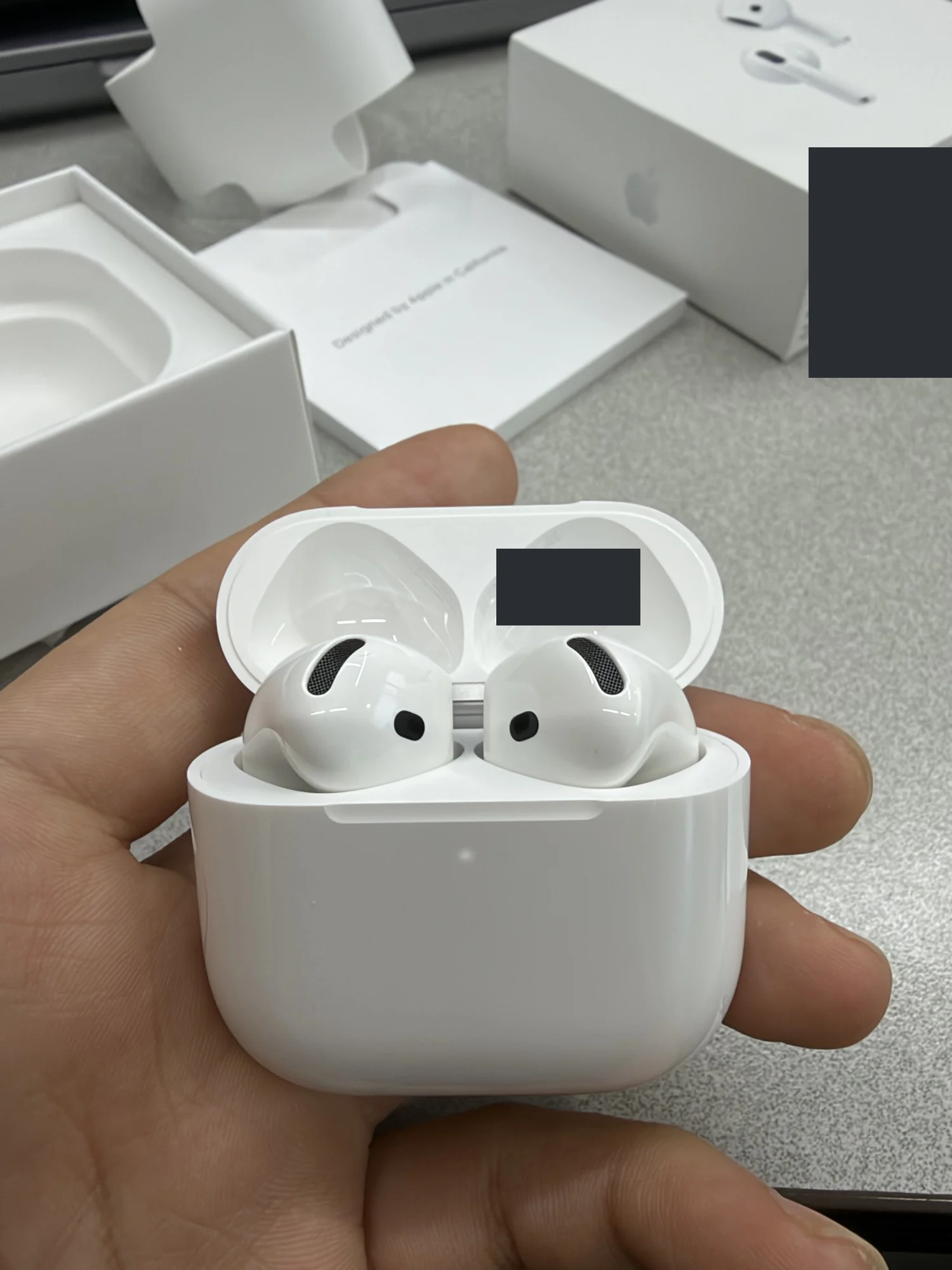 https://jrdrew.xyz/wp-content/uploads/airpods-5-open-case-first-look.webp