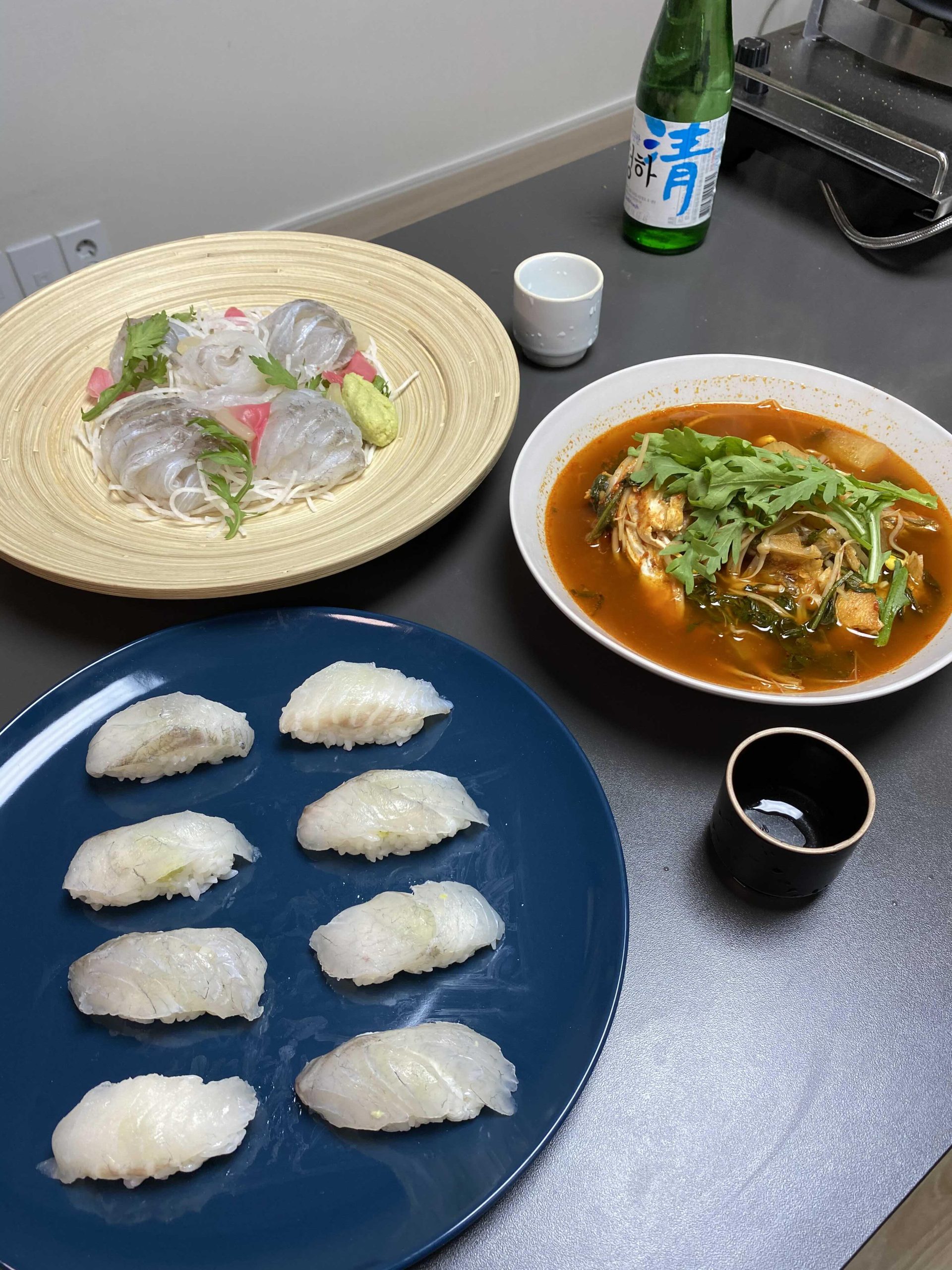 농어로 만들어본 회, 초밥, 매운탕 세가지 요리